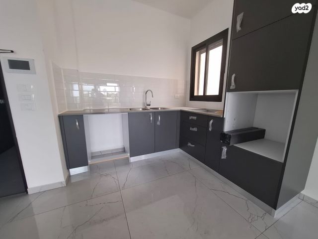 דירה, החורש, רעננה