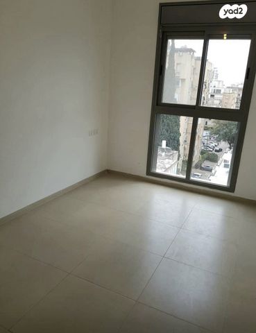 דירה, יוסף קארו, נווה רם, שיכון מזרחי, רמת גן