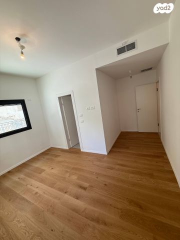 דירת גן, תל אביב יפו