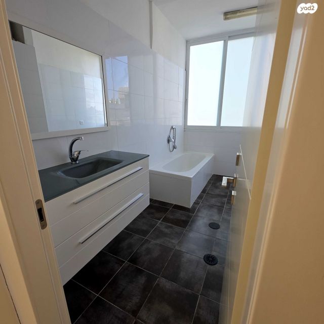 דירה, הרב קוק, מרכז, הרצליה