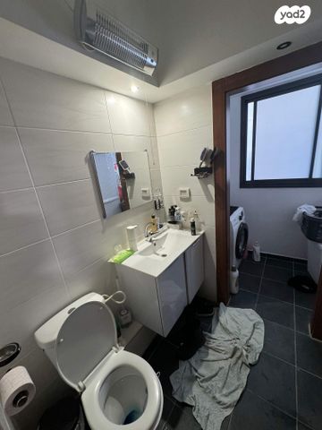 דירה, הרב אבא אבוחצירה, שדרות בפארק, שדרות