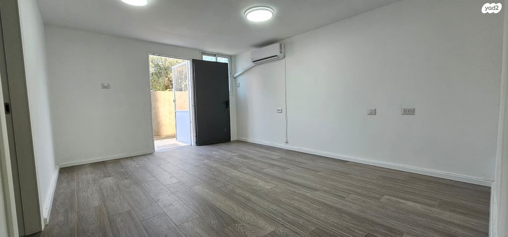 שיכוני המזרח