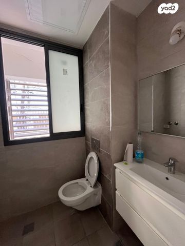 דירת גן, אלרואי 39, תל יהודה, רמת גן