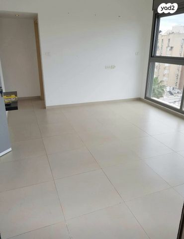 דירה, יוסף קארו, נווה רם, שיכון מזרחי, רמת גן