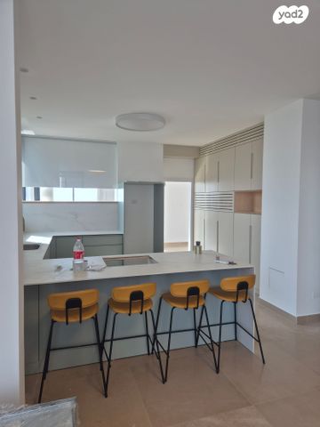 דירה, שדרות הנשיא 99, רמת התשבי, חיפה