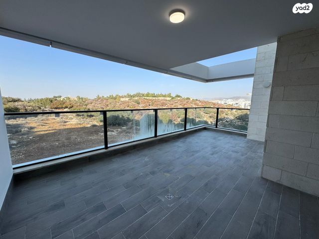 דירה, הרב ישראל גרוסמן, בית שמש