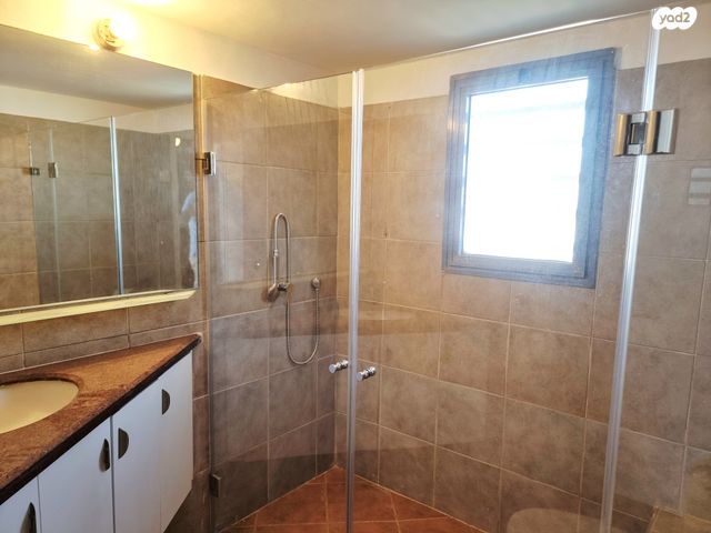 דירת גן, בליטנטל, רמת אלמוגי, חיפה