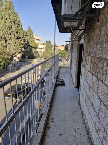 דירה, חזקיהו המלך, קטמון הישנה, ירושלים