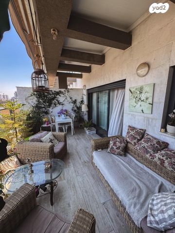 גג/ פנטהאוז, ההתיישבות, מרום ראשון, ראשון לציון