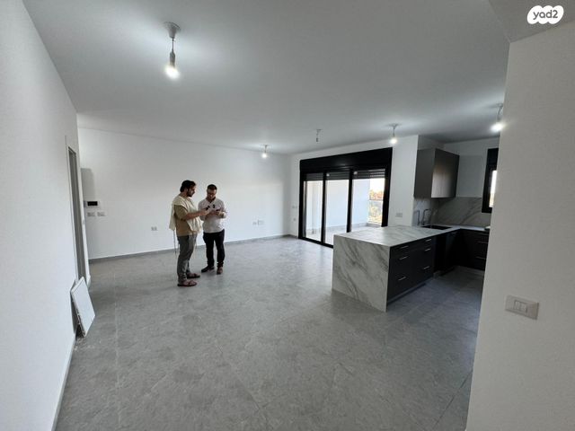 דירה, הרב ישראל גרוסמן, בית שמש