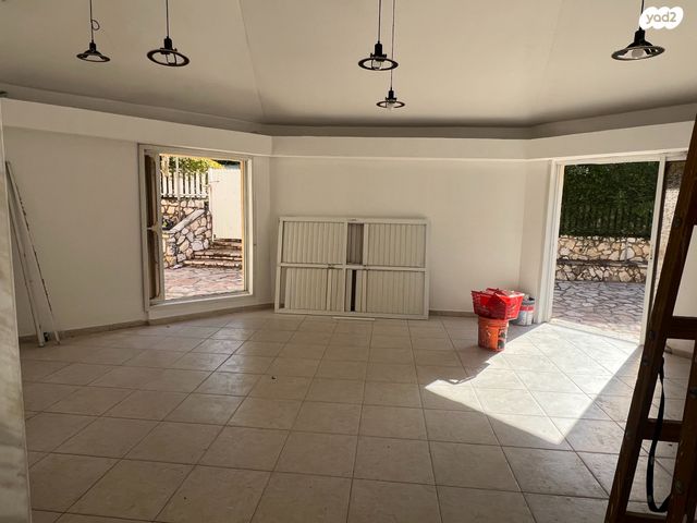 בית פרטי/ קוטג', רימון, בת חן, בת חן