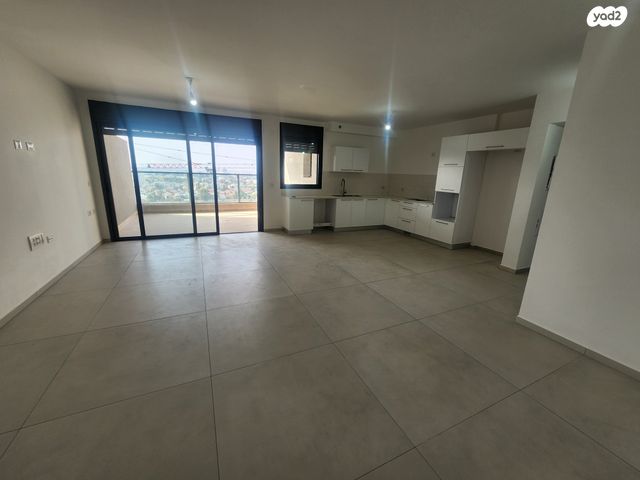 דירה, יערות הכרמל 20, נופי בן שמן, לוד