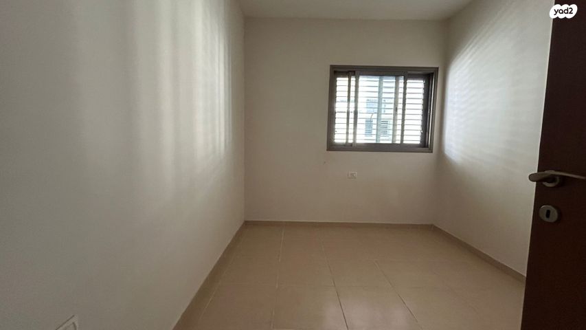 דירה, השוטרת, שכונת חשמונאים, מרכז העיר א, רמת גן