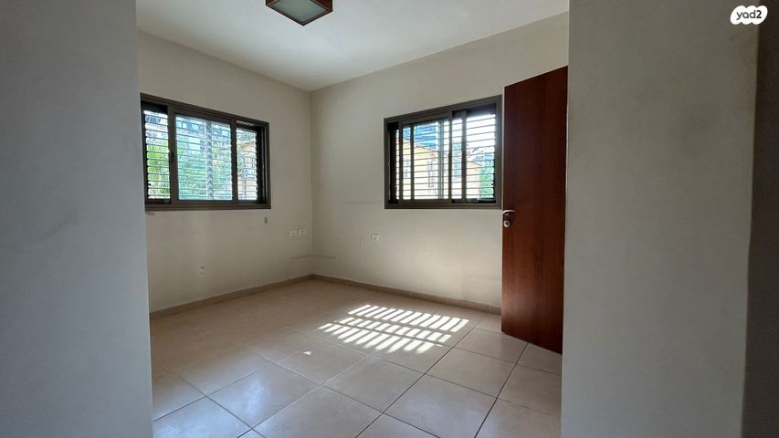 דירה, השוטרת, שכונת חשמונאים, מרכז העיר א, רמת גן