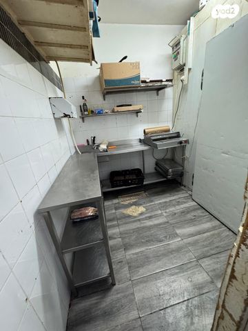 חנויות/ שטח מסחרי, שדרות יוהנה ז'בוטינסקי, נווה זאב, נאות אילן, באר שבע