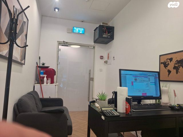 בניין משרדים, הגביש 4, אזור תעשיה ספיר, נתניה