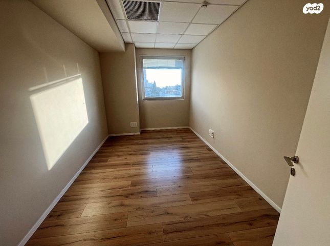 משרדים, אזור תעשיה, הרצליה