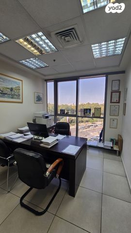 משרדים, דרך בן גוריון 1, אזור תעשיה צפון, בני ברק