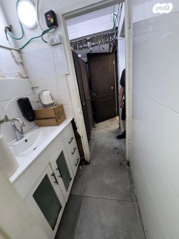 חנויות/ שטח מסחרי, שדרות יוהנה ז'בוטינסקי, נווה זאב, נאות אילן, באר שבע