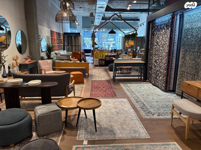 חנויות/ שטח מסחרי