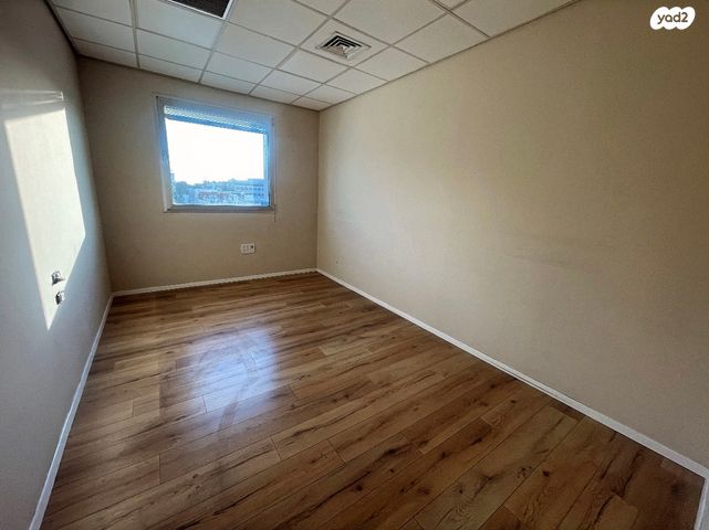 משרדים, אזור תעשיה, הרצליה