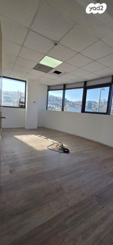 משרדים, חיפה