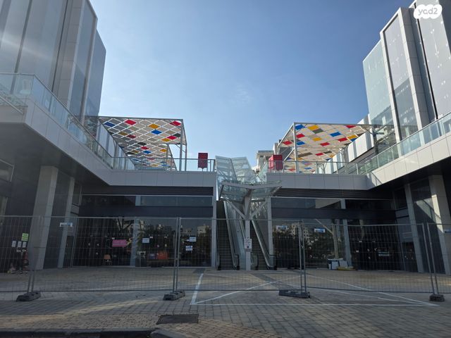 חנויות/ שטח מסחרי, יער בן שמן, נופים, מודיעין מכבים רעות