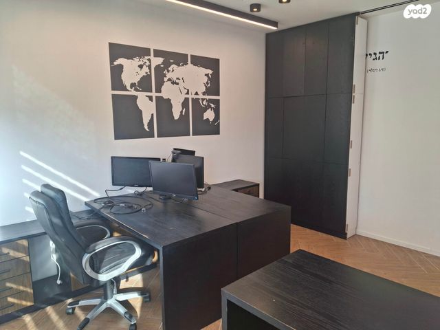 בניין משרדים, הגביש 4, אזור תעשיה ספיר, נתניה