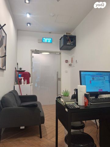 בניין משרדים, הגביש 4, אזור תעשיה ספיר, נתניה