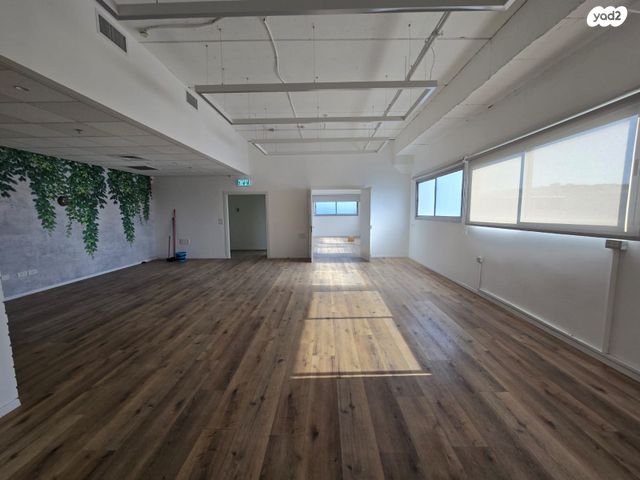 משרדים, שדרות המקצועות, מרכז עינב, מודיעין מכבים רעות