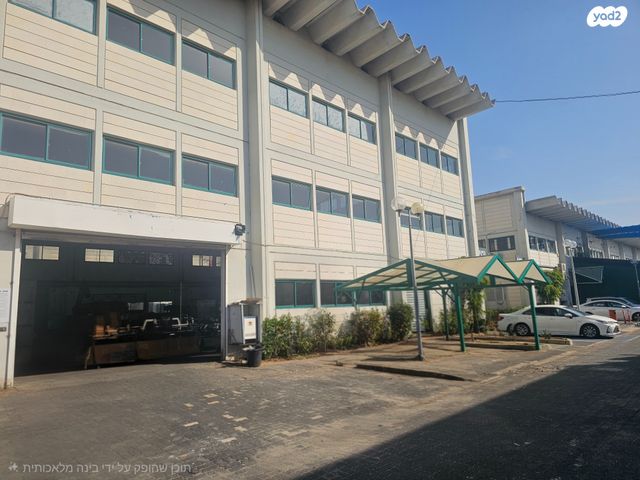 מבני תעשיה, אזור תעשיה, יבנה