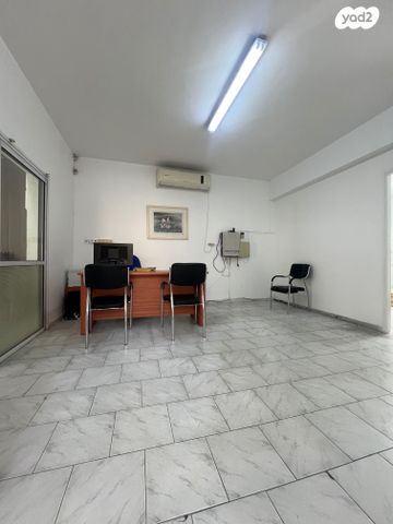 משרדים, ח'ורי, ואדי נסנאס, חיפה