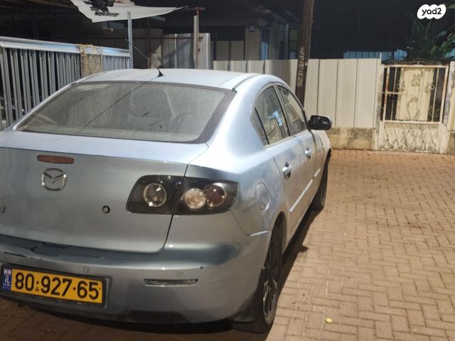 מודעת רכב מאזדה 3