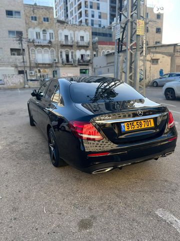 מרצדס-בנץ E-class