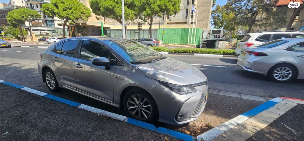 טויוטה קורולה