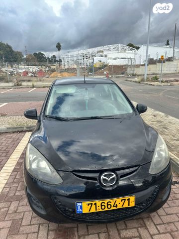 מודעת רכב מאזדה 2