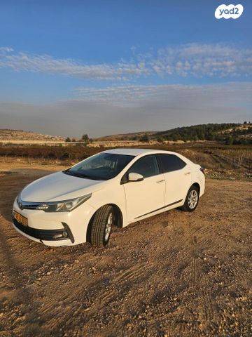 טויוטה קורולה