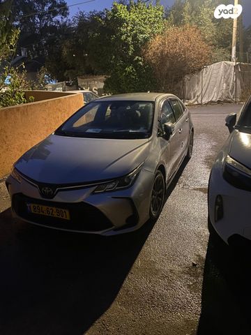 טויוטה קורולה