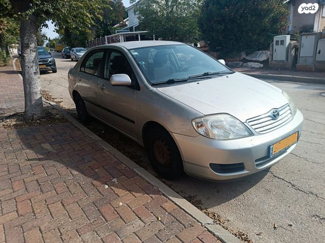 טויוטה קורולה