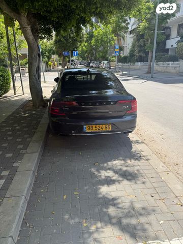 וולוו S90