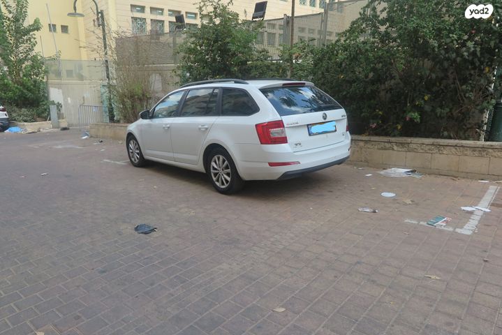 סקודה אוקטביה