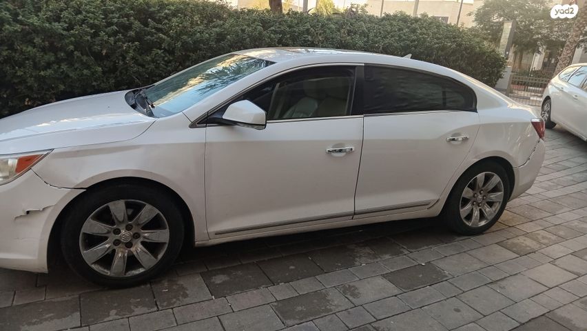 ביואיק לה-קרוס