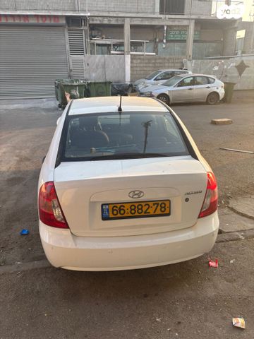 יונדאי אקסנט i25