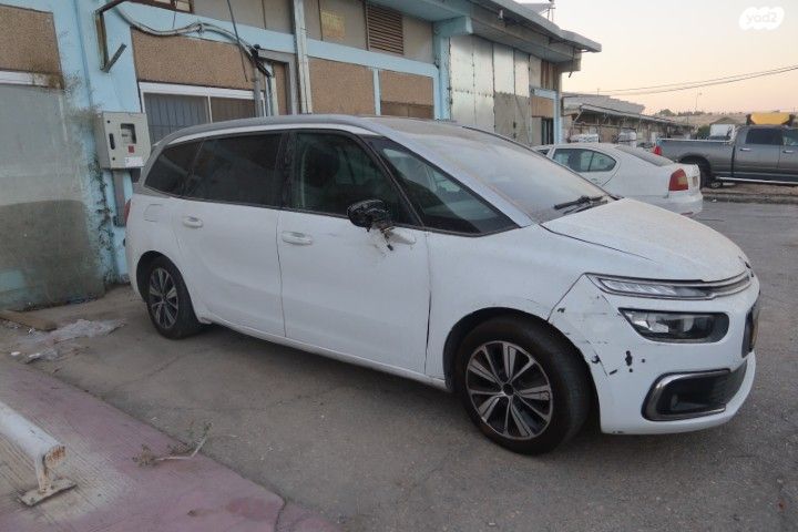 מודעת רכב סיטרואן C4 פיקאסו