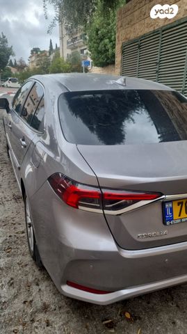 טויוטה קורולה