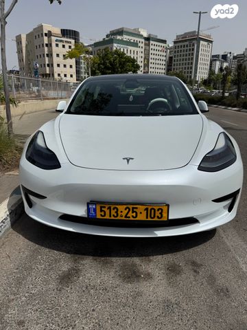 מודעת רכב טסלה מודל 3
