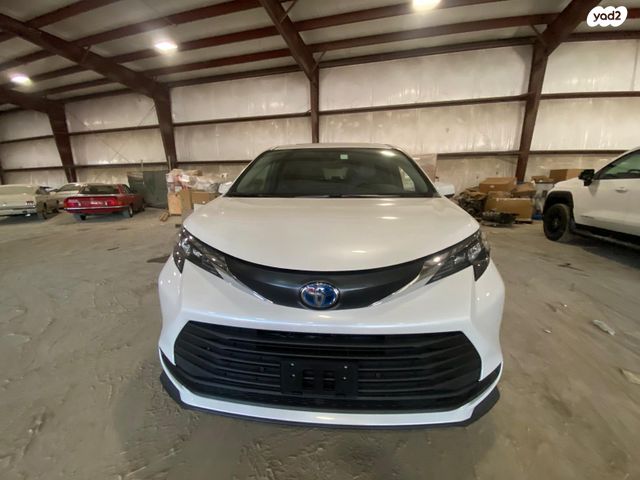 מודעת רכב טויוטה סיינה