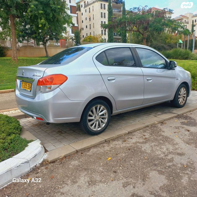 מודעת רכב מיצובישי אטראז'