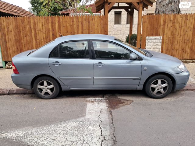 טויוטה קורולה