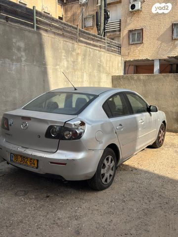 מאזדה 3